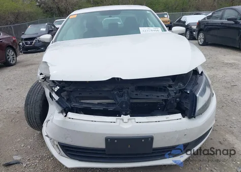 2014 Volkswagen Jetta 1.8T Se from USA, damaged, VIN 3VWD17AJ8EM211169